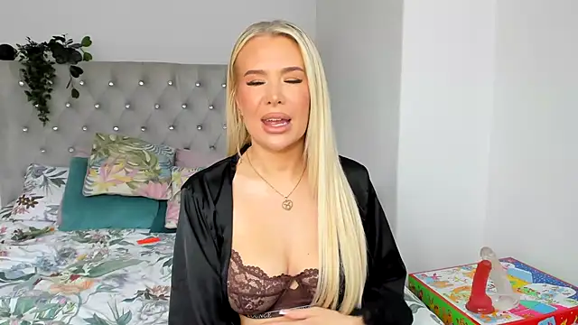 Alexia-Lee online show from 01/14/25, 01:17