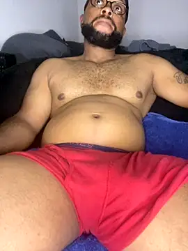 Snapshot of Enos3 chatting on 09/27/25, 03:33 Enos3 online show from 09/27/25, 03:33