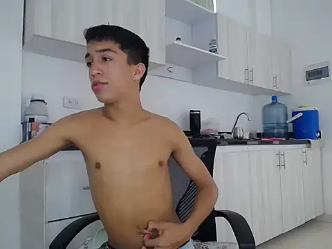 adams pervert love online show from 02/22/25, 08:09
