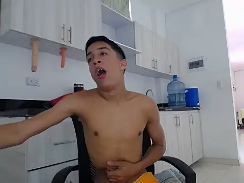 adams pervert love online show from 03/16/25, 01:49