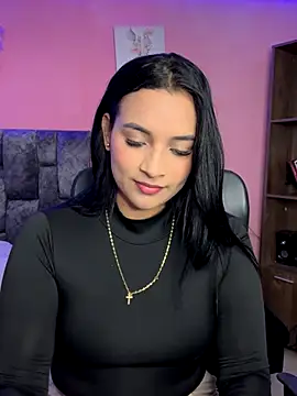 angelicaagarcia online show from 10/11/25, 12:32