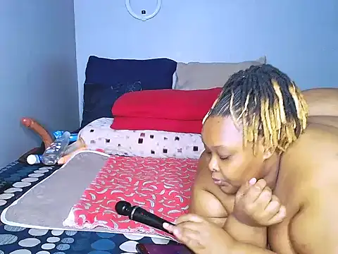 fatafricanqueen online show from 09/27/25, 10:53