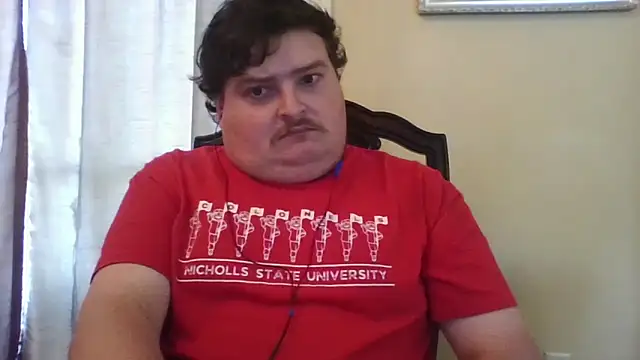 Snapshot of YelpedAverting chatting on 10/03/25, 07:33 YelpedAverting online show from 10/03/25, 07:33