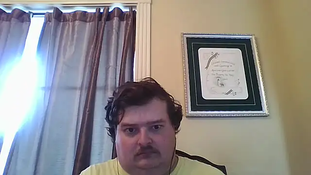 Snapshot of YelpedAverting chatting on 11/14/25, 08:29 YelpedAverting online show from 11/14/25, 08:29