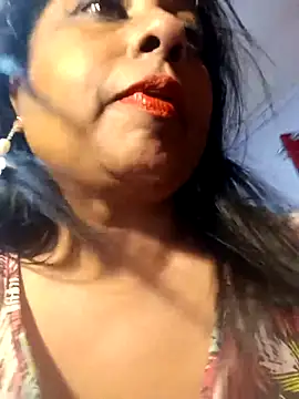 Snapshot of raniofsex02 chatting on 11/26/25, 06:42 raniofsex02 online show from 11/26/25, 06:42