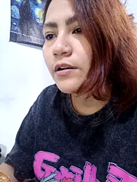 Snapshot of ZUCAAT chatting on 02/14/26, 04:20 ZUCAAT online show from 02/14/26, 04:20