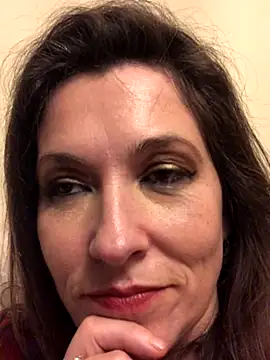Lwhite1 online show from 12/01/24, 11:04