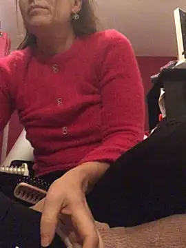 Lwhite1 online show from 12/23/24, 03:55