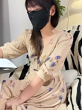 Snapshot of Annabody chatting on 11/08/25, 05:12 Annabody online show from 11/08/25, 05:12