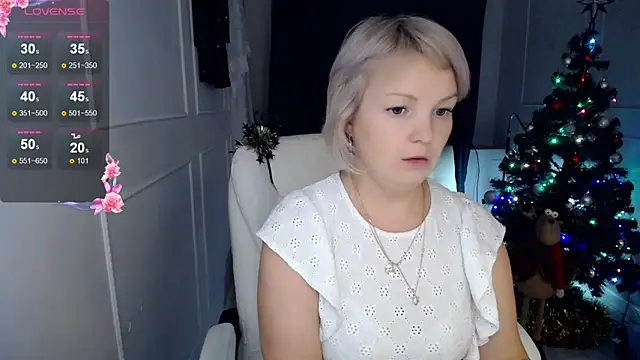 Juarnea online show from 01/04/25, 02:35
