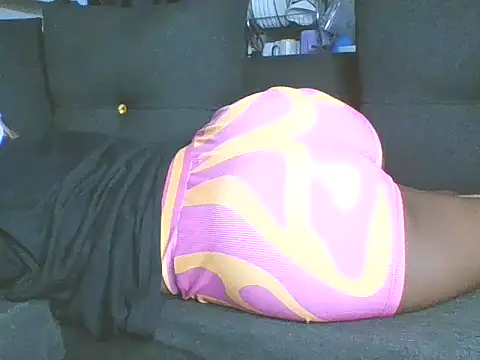 sweet bigclit online show from 10/29/25, 04:53