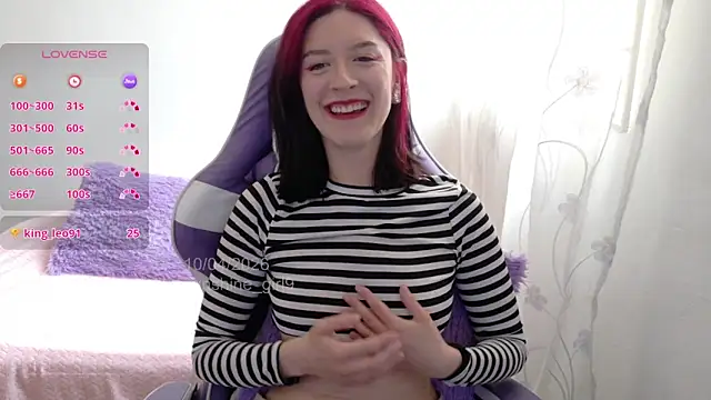 Snapshot of sunshine_girl9 chatting on 04/10/26, 06:45 sunshine girl9 online show from 04/10/26, 06:45
