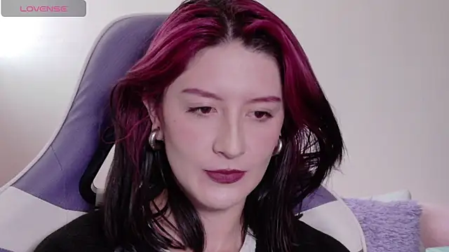 Snapshot of sunshine_girl9 chatting on 05/21/26, 07:10 sunshine girl9 online show from 05/21/26, 07:10