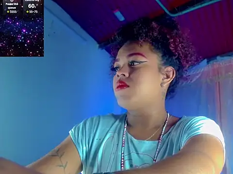 KayleighDreams  online show from 10/01/25, 11:44