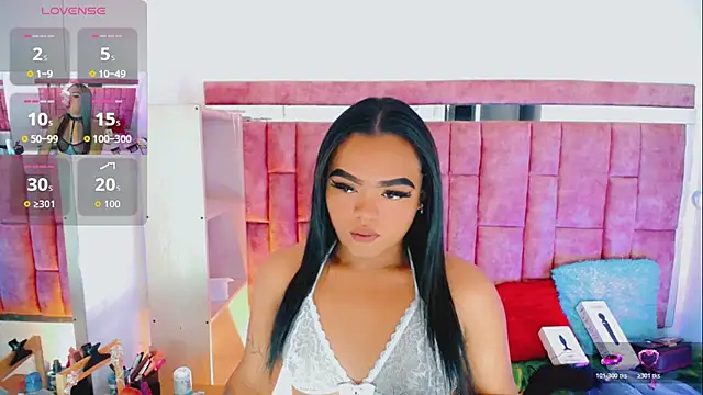 KayleighDreams  online show from 05/05/26, 06:16