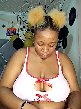 CocoBootyyy online show from 10/26/25, 10:36