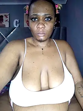 CocoBootyyy online show from 03/18/26, 03:42