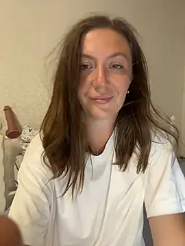 BeatriceTender online show from 07/29/26, 08:40