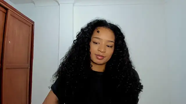 avellanatammy online show from 11/19/25, 03:06