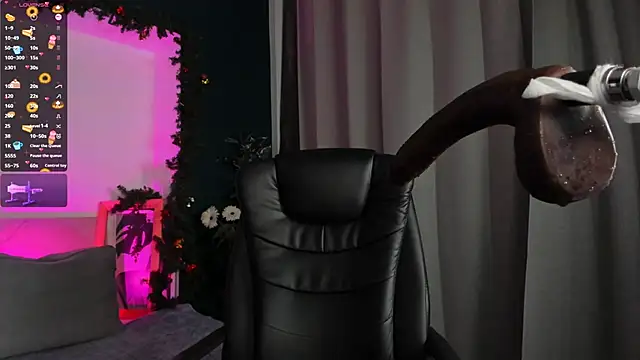 AuroraDemoni online show from 12/27/24, 07:08
