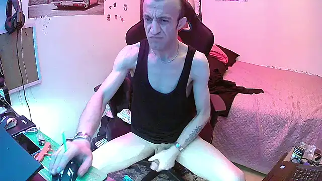 Aktorihann online show from 06/09/26, 01:50