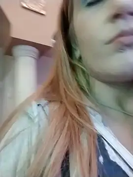 Snapshot of halobabe7620 chatting on 09/14/25, 01:49 halobabe7620 online show from 09/14/25, 01:49