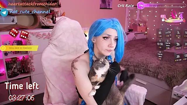 Snapshot of yourcutewaifu chatting on 10/15/25, 12:44 yourcutewaifu online show from 10/15/25, 12:44