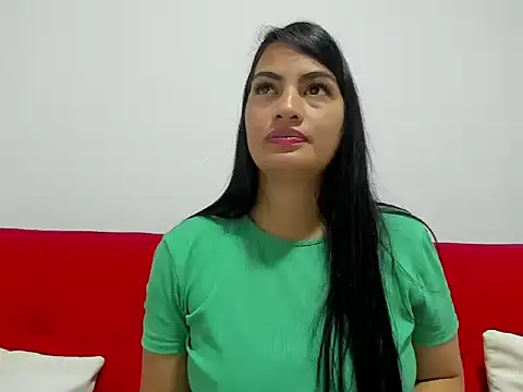 Snapshot of SamanthaBeke chatting on 04/15/26, 02:07 SamanthaBeke online show from 04/15/26, 02:07