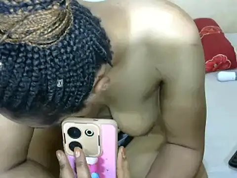 Snapshot of Sweet-alsah chatting on 01/20/25, 08:18 Sweet-alsah online show from 01/20/25, 08:18