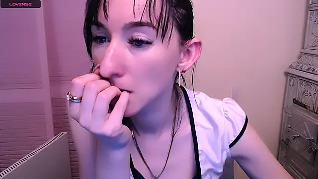 AmandaSell online show from 12/04/24, 03:21