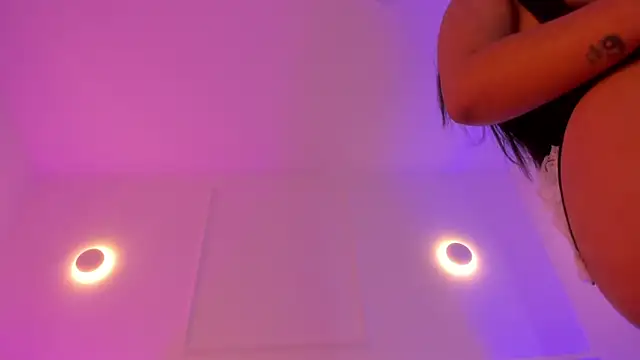 pamelaa vega online show from 10/23/25, 12:26