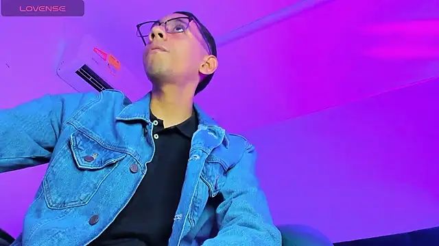 Lion Dynamite online show from 01/23/25, 07:40