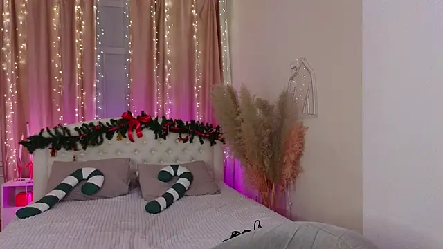 mo11y kitten online show from 01/12/25, 11:36