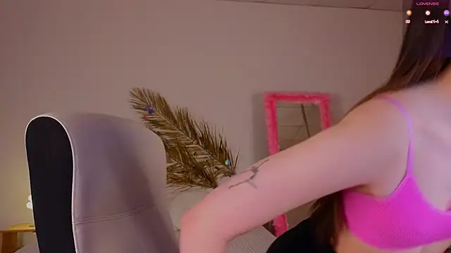 mo11y kitten online show from 03/09/25, 12:31