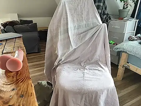 twinkish 90 online show from 11/06/25, 01:01