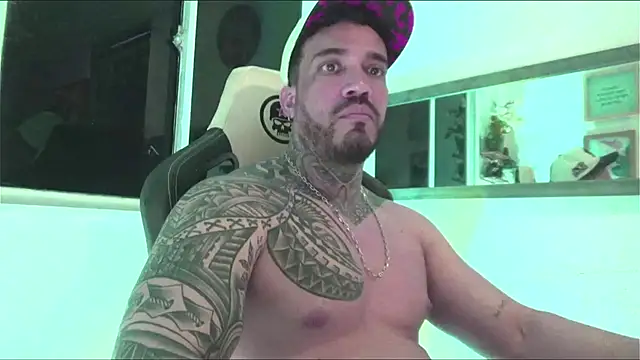 Angel sex latin online show from 12/31/24, 02:40