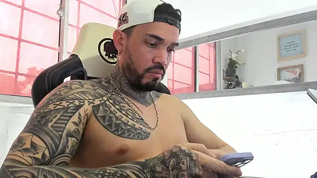 Angel sex latin online show from 01/01/25, 10:13