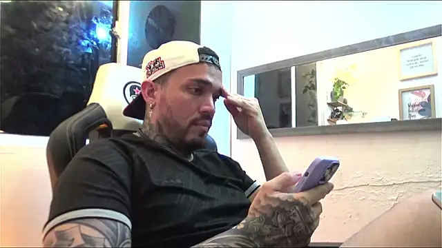 Angel sex latin online show from 01/05/25, 07:49