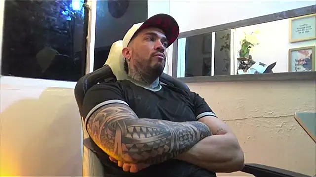 Angel sex latin online show from 01/06/25, 02:15