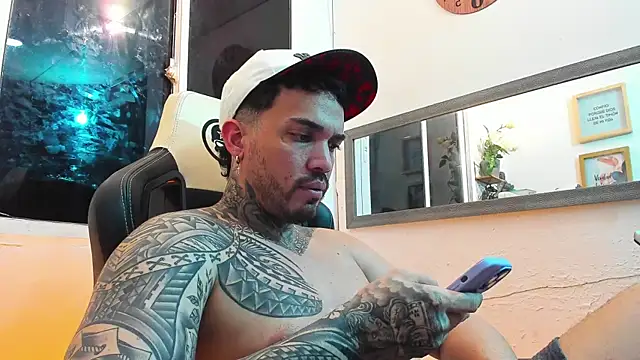 Angel sex latin online show from 01/21/25, 07:26