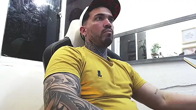 Angel sex latin online show from 02/16/25, 05:59