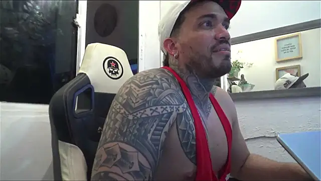 Angel sex latin online show from 03/18/25, 06:36