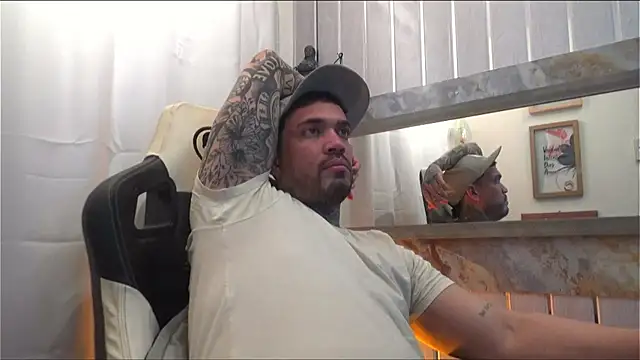 Angel sex latin online show from 10/16/25, 07:20