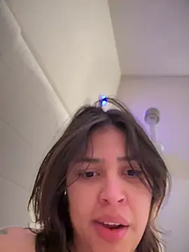 Snapshot of miacanela_xo chatting on 01/25/25, 06:12 miacanela xo online show from 01/25/25, 06:12