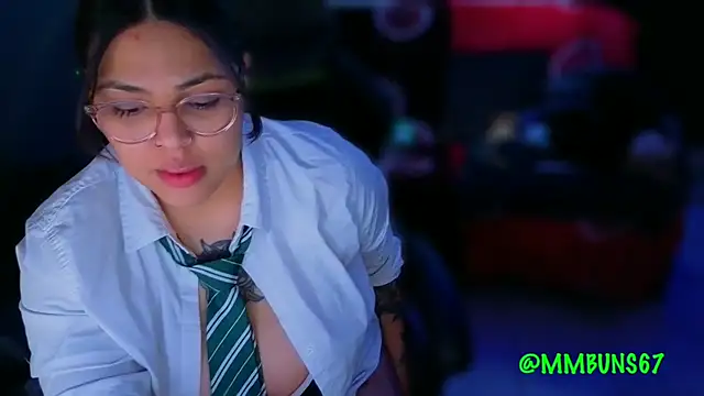 Snapshot of miacanela_xo chatting on 11/01/25, 12:56 miacanela xo online show from 11/01/25, 12:56