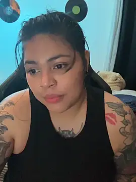 miacanela xo online show from 05/17/26, 02:09