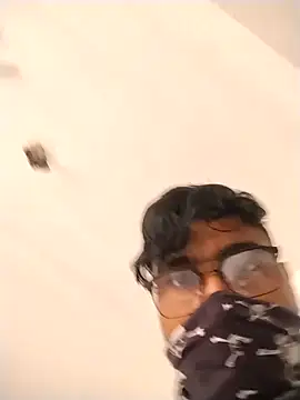 Snapshot of SweetFatBoy chatting on 01/12/25, 03:07 SweetFatBoy online show from 01/12/25, 03:07