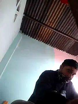 Snapshot of SweetFatBoy chatting on 02/02/25, 02:48 SweetFatBoy online show from 02/02/25, 02:48