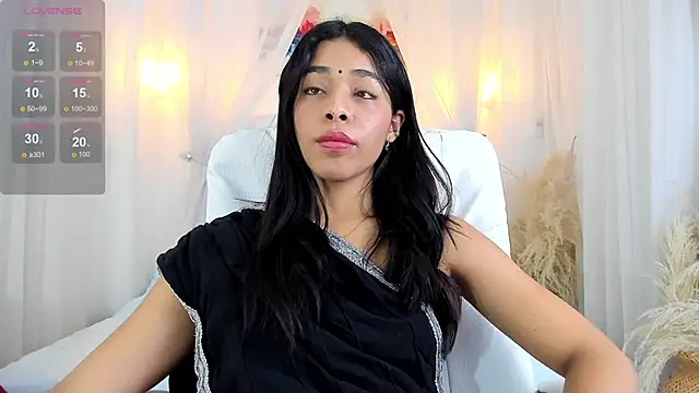 Snapshot of aaryy_ chatting on 12/16/24, 05:11 aaryy  online show from 12/16/24, 05:11