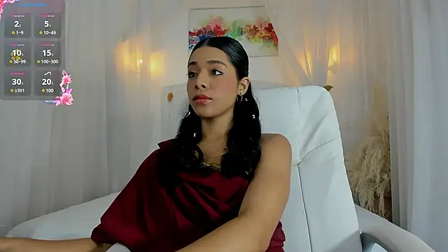 Snapshot of aaryy_ chatting on 01/30/25, 11:33 aaryy  online show from 01/30/25, 11:33